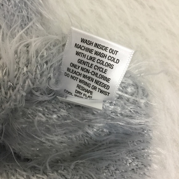 APT.9 Animal Print Metallic Grey Fuzzy Sweater M - Picture 13 of 15